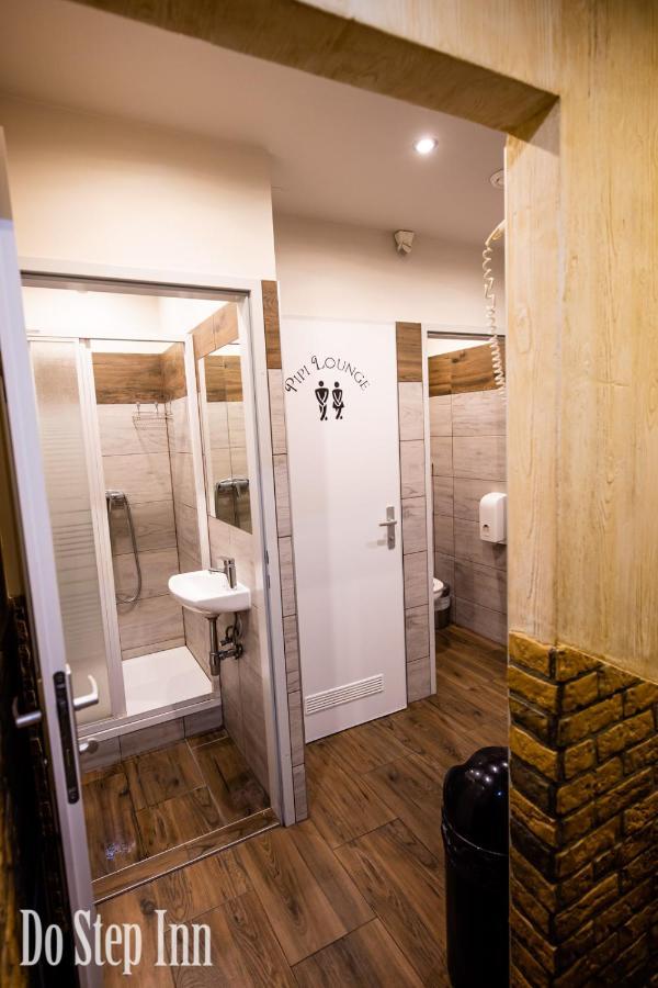 Do Step Inn Central - Self-Service-Hostel Wien Ngoại thất bức ảnh