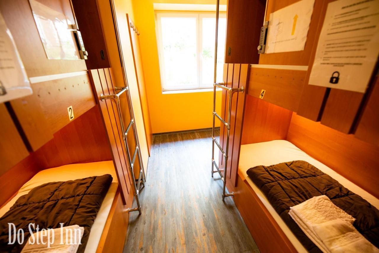 Do Step Inn Central - Self-Service-Hostel Wien Ngoại thất bức ảnh