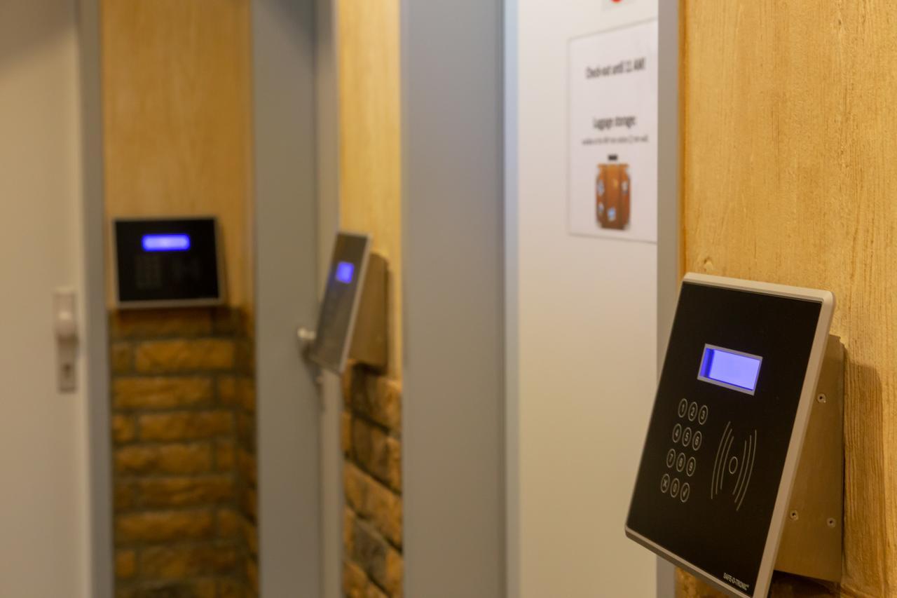 Do Step Inn Central - Self-Service-Hostel Wien Ngoại thất bức ảnh