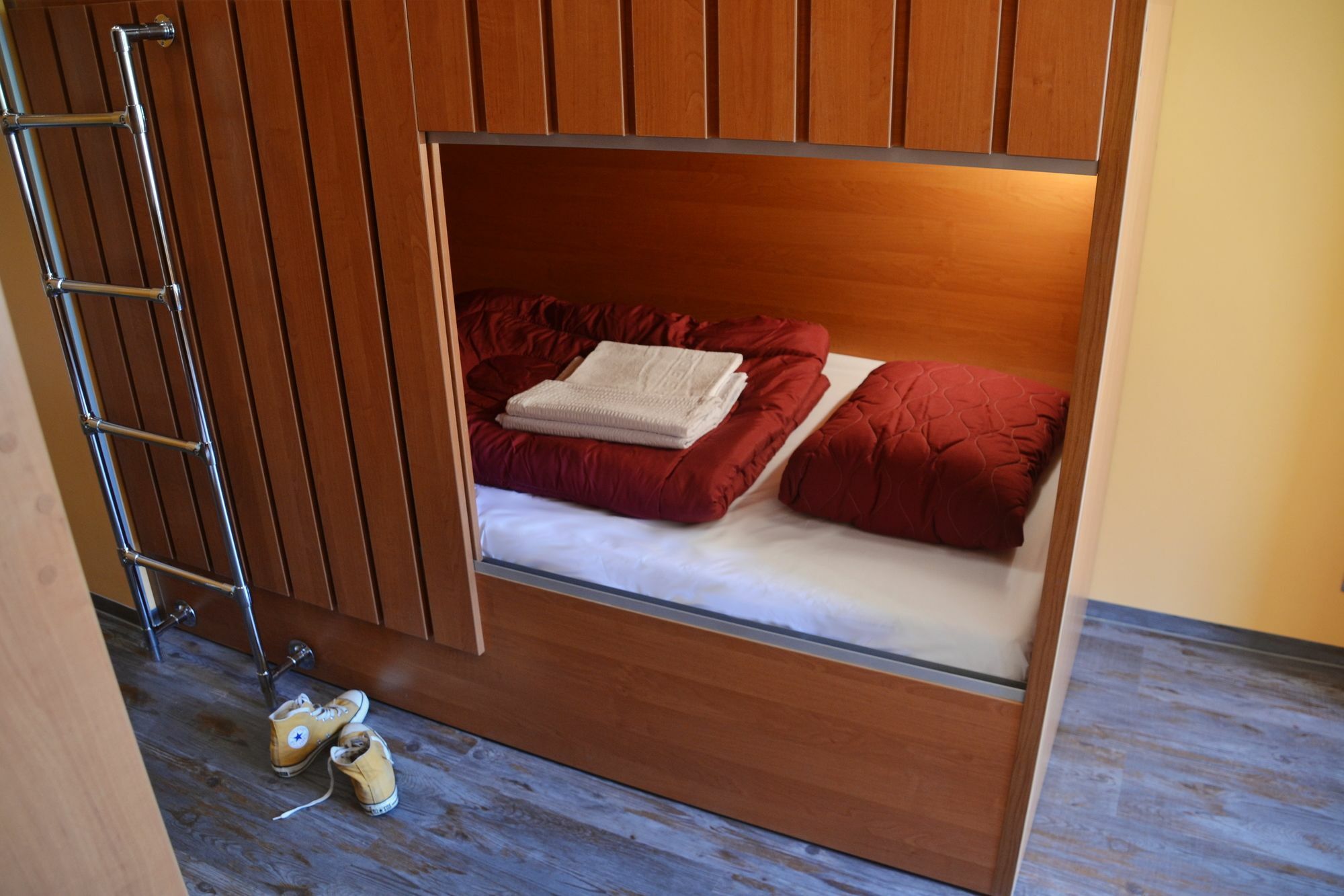 Do Step Inn Central - Self-Service-Hostel Wien Ngoại thất bức ảnh